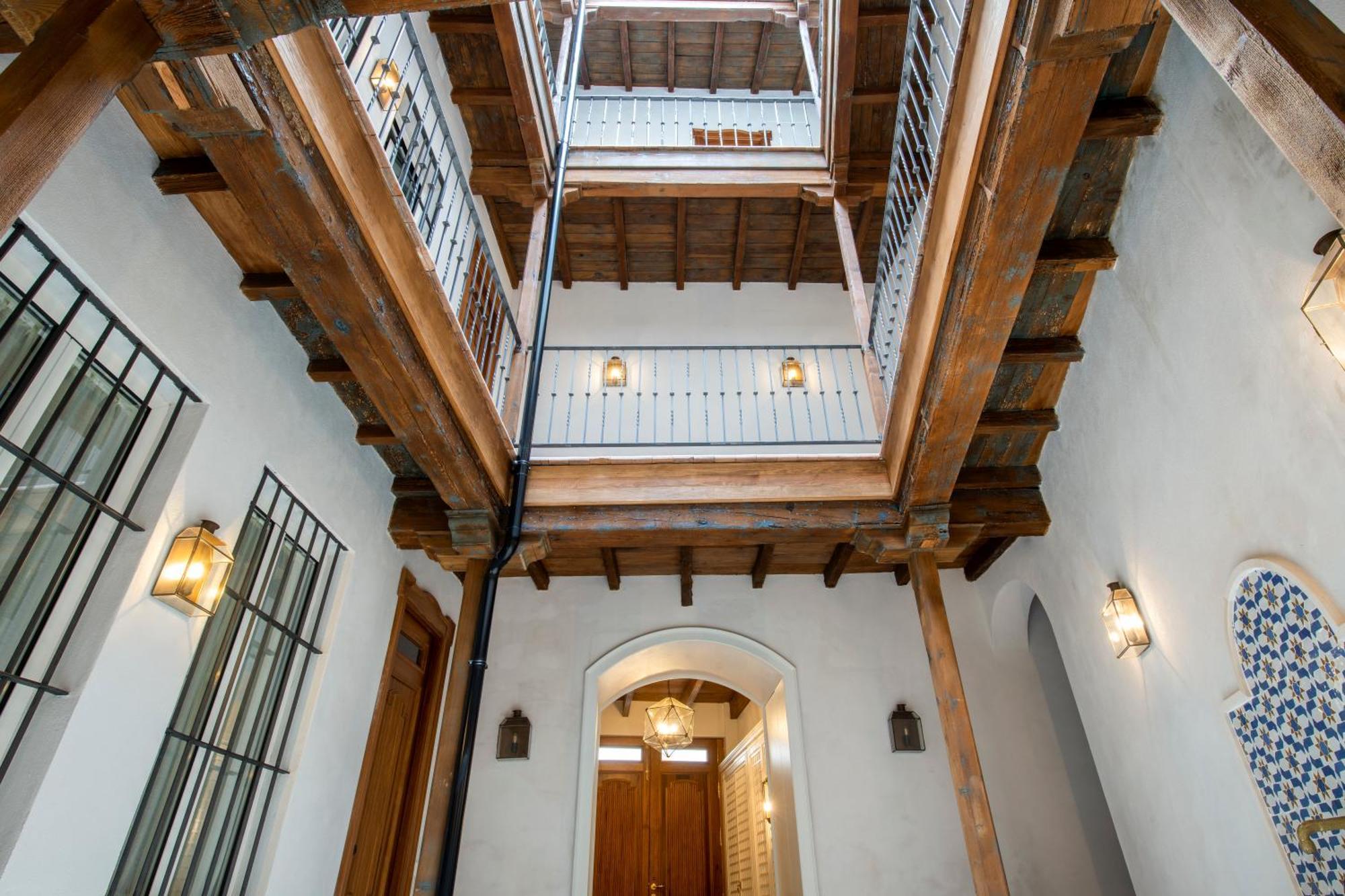 Casa Pilatos Suites Apartments — Photos 2